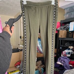 Dark Green ankle pants/little stretch